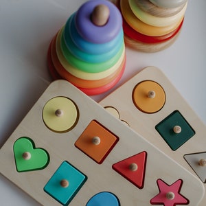 Wooden Color Sorting Toy - Compact Set for kids and family play, image 2