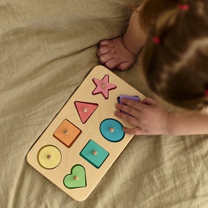 Wooden Color Sorting Toy - Compact Set for kids and family play, image 6