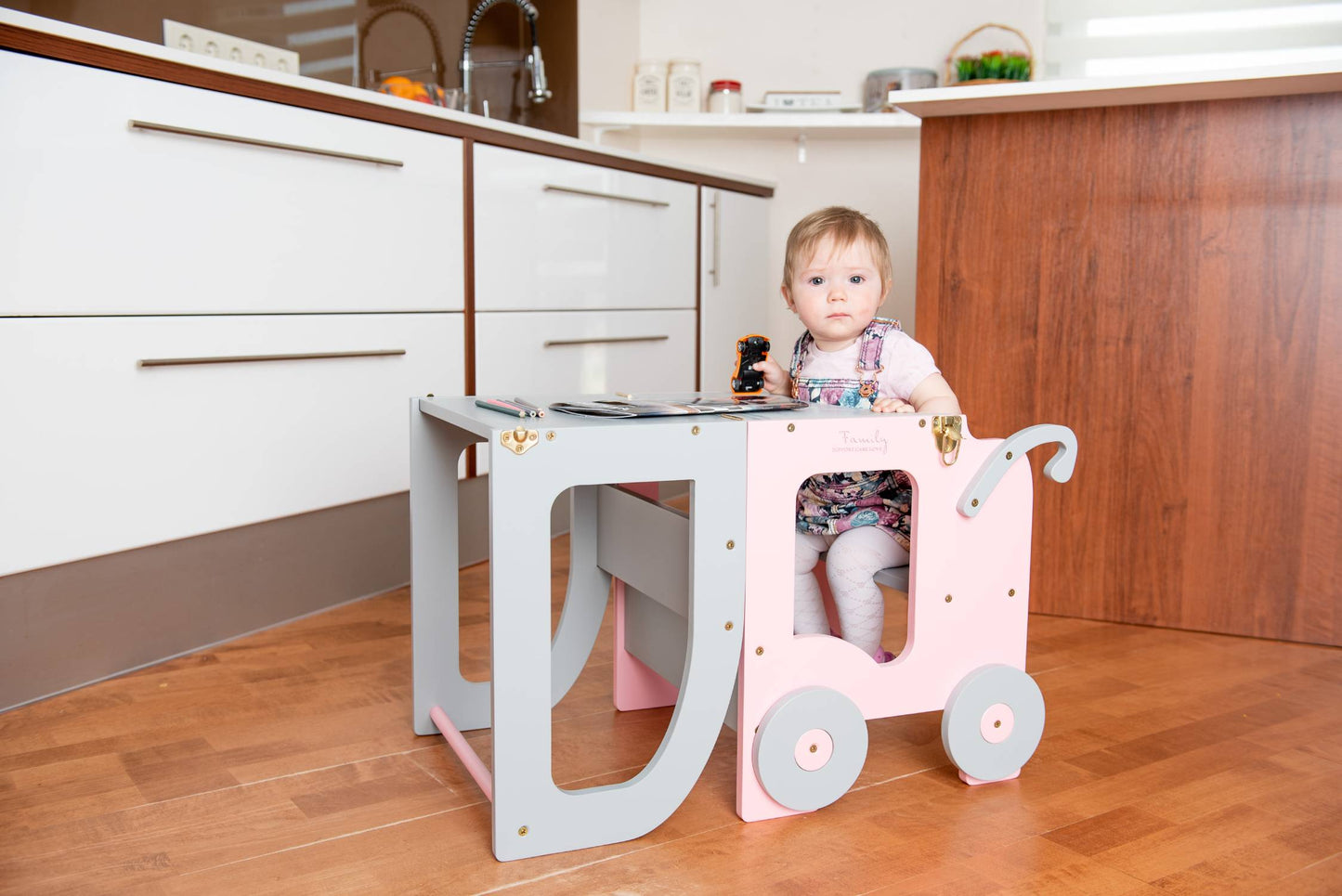 3-in-1 Convertible Learning Tower for kids and family play, image 7