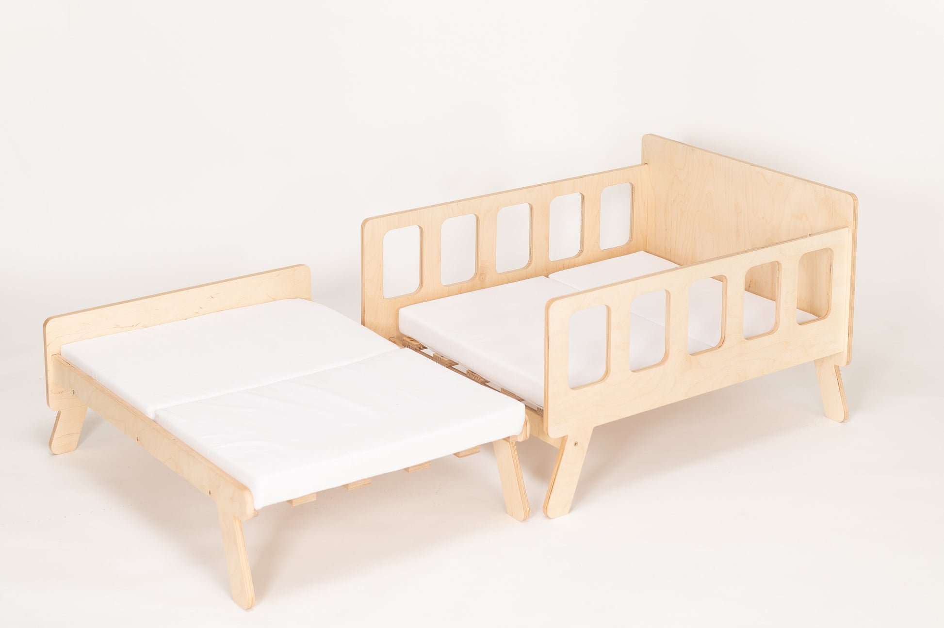 2-in-1 Kids Bed and Sofa for kids and family play, image 2