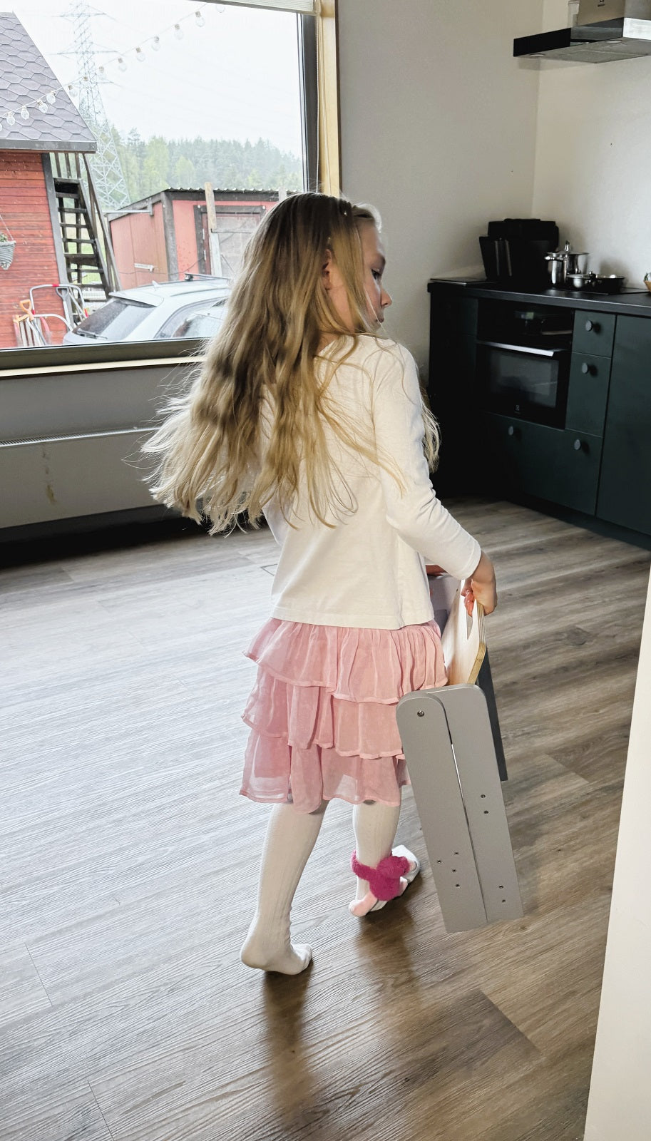 Foldable 2-in-1 Kids Step Stool for kids and family play, image 10