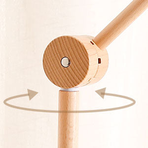 Rotating adjustment design of baby mobile holder
